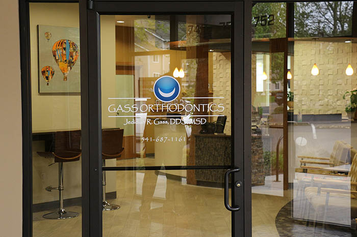 Gass-Orthodontics-Entrance-Reception